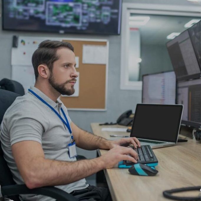 Dynamic Freight Haulers 24/7 dispatch team